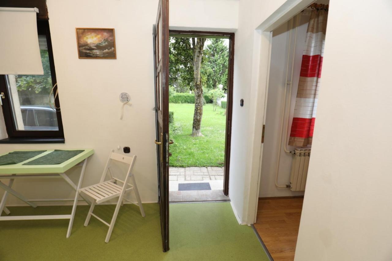 Maple Place Velika Gorica Exterior foto